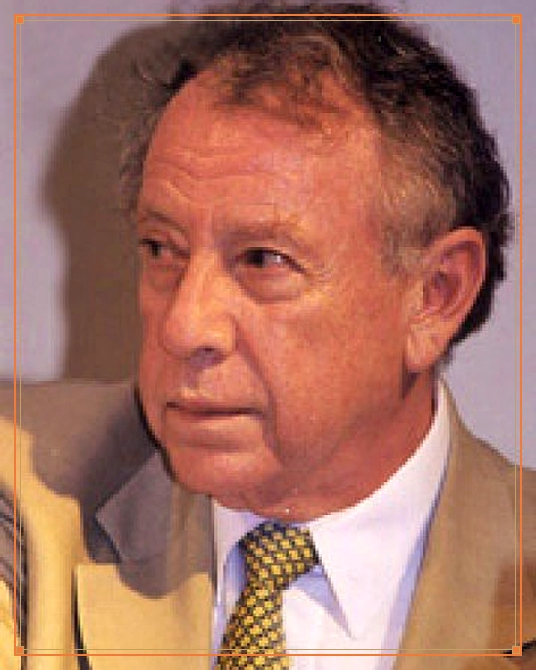 Retrato oficial de Bruno Estañol Vidal